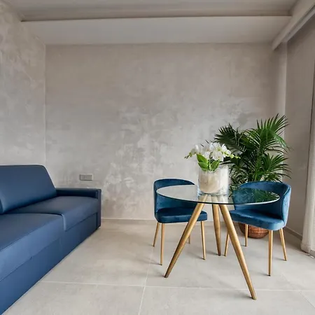 Globus, Sure Collection By Western Milano Marittima